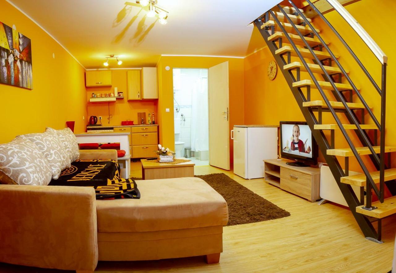 Casa Simon 3 Hotell Subotica Eksteriør bilde